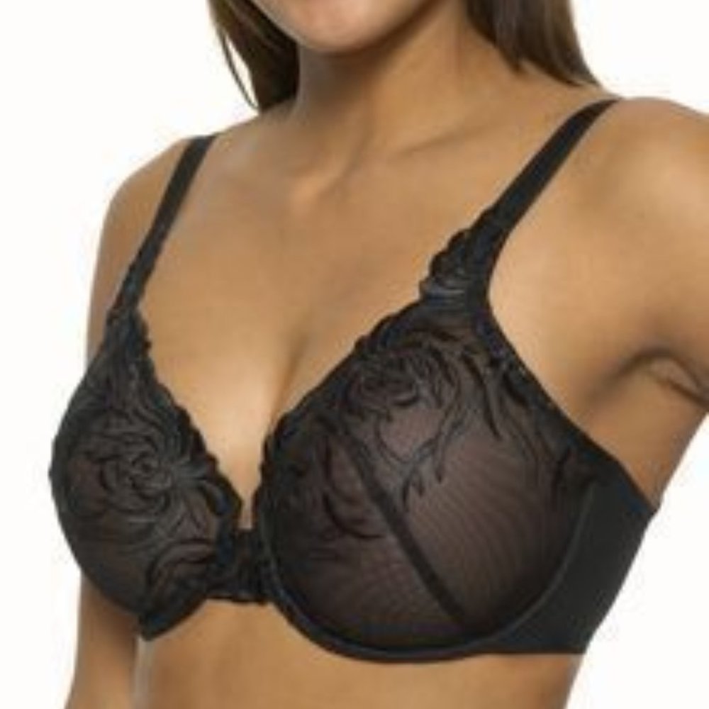 Wacoal Beguiling Full Figure Underwire Bra in Black, 34D
